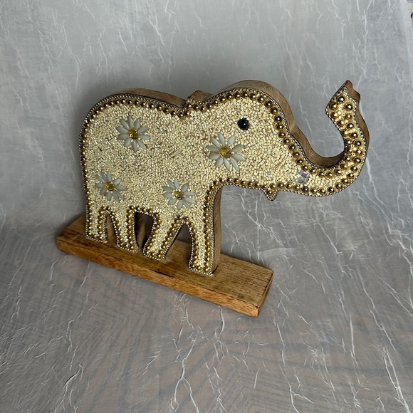 Home Decor Table Top Bead Embellished Wood Figurine Elephant Art Accent - Picture 3 of 16
